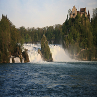 Der Rheinfall von Schaffhauser Seite