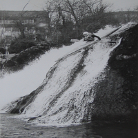 Erstbefahrung des Rheinfalls durch Jozef Hanulik im Februar 1976 